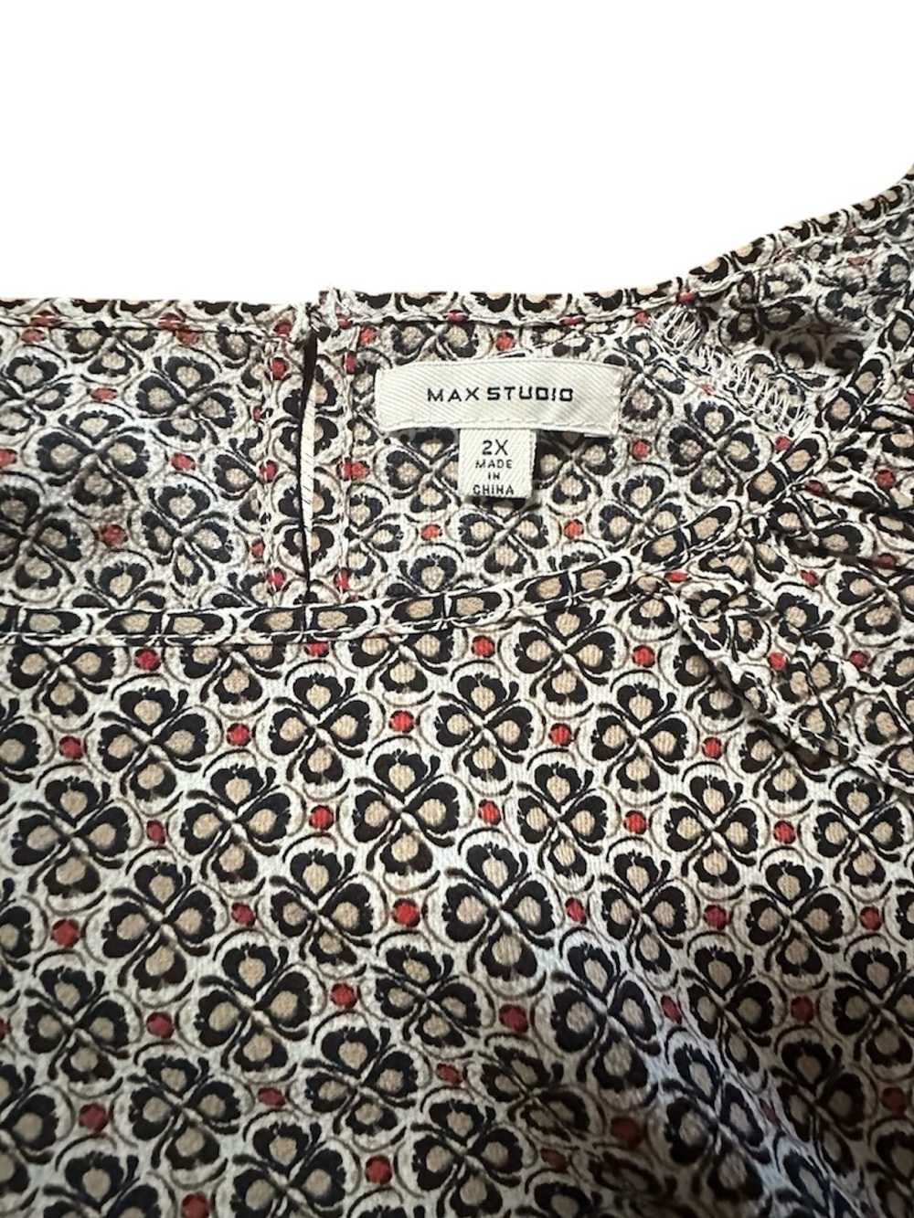 Max Studio Women's Cream Floral-Pattern Blouse with Black and Red Accents